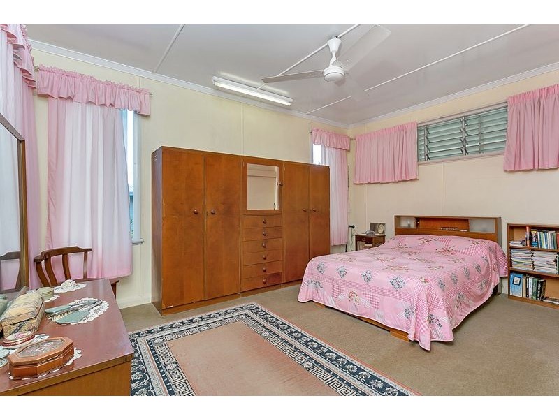 11 Cominos Place, Manunda QLD 4870