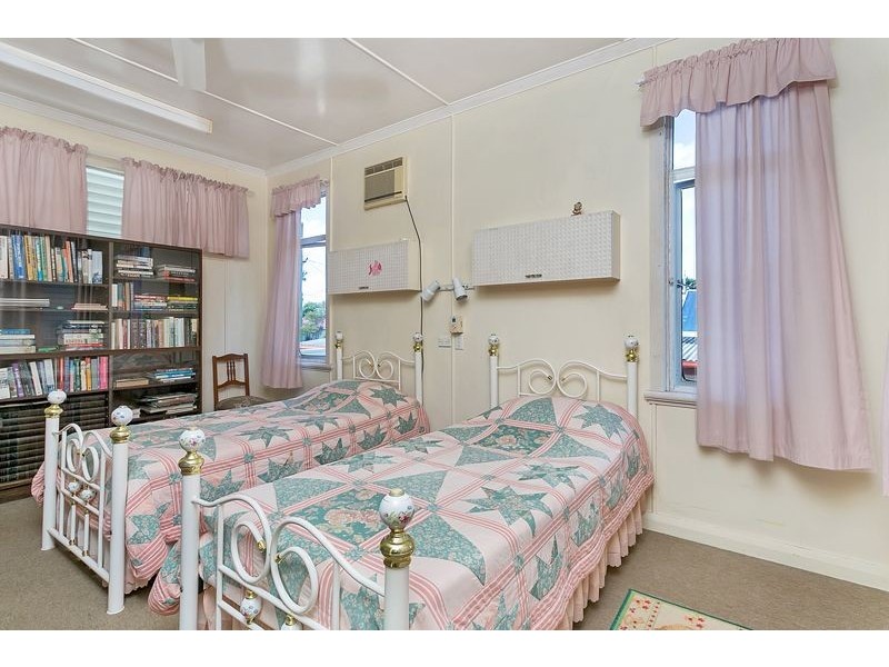 11 Cominos Place, Manunda QLD 4870