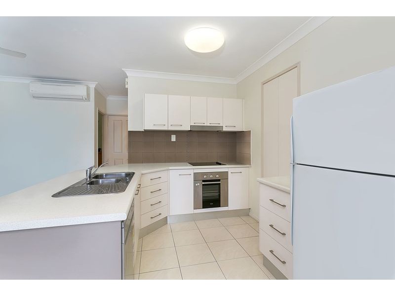 9/2 Cannon Street, Manunda QLD 4870