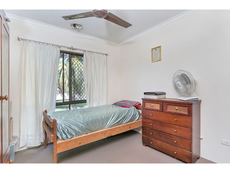 8 Penny Close, Whitfield QLD 4870