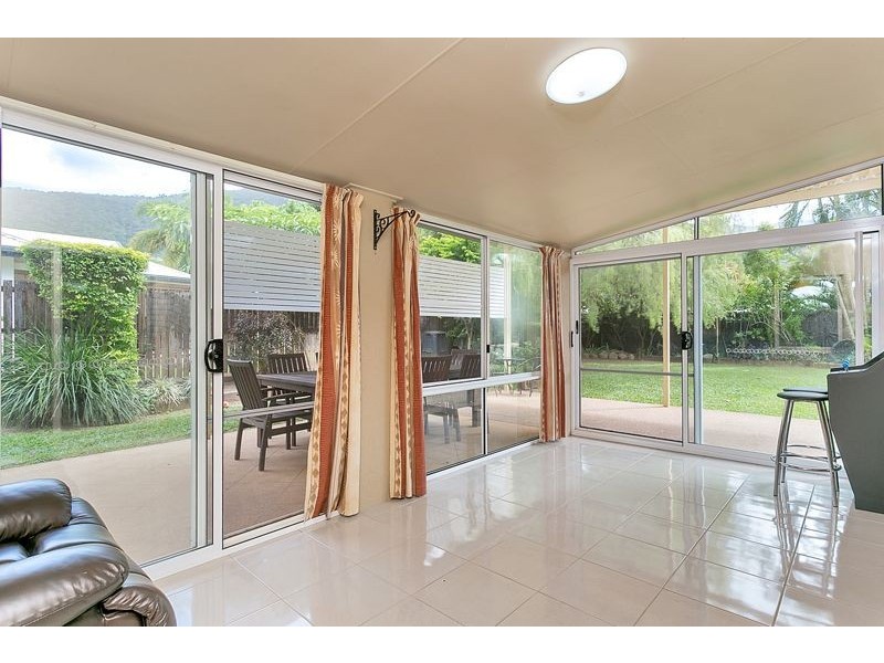 10 Bayu Close, Redlynch QLD 4870