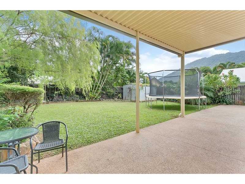 10 Bayu Close, Redlynch QLD 4870