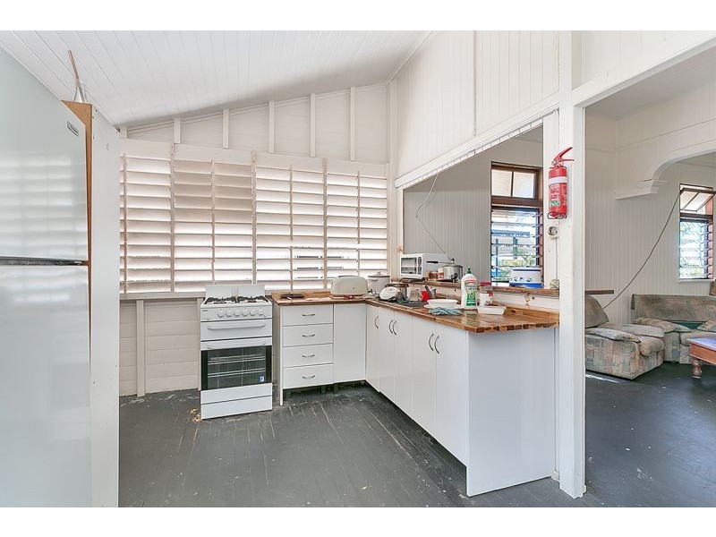 8 Gelling Street, Cairns North QLD 4870