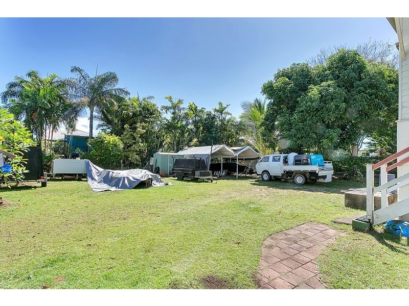 8 Gelling Street, Cairns North QLD 4870