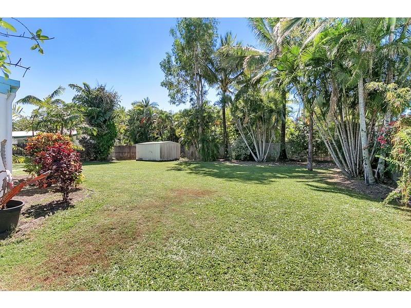 15  Chelsea Close, Kewarra Beach QLD 4879
