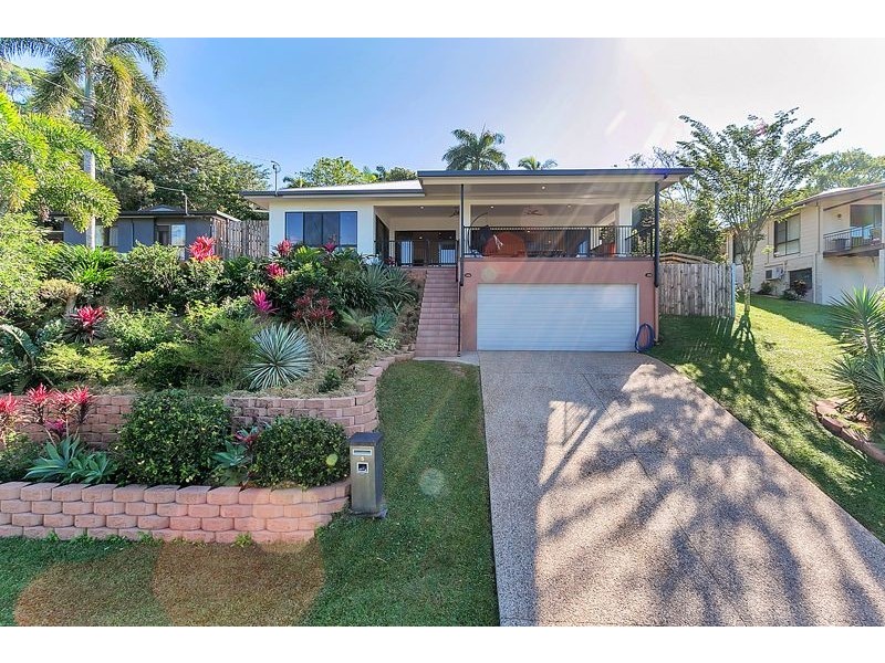 5 Andrea Close, Mooroobool QLD 4870