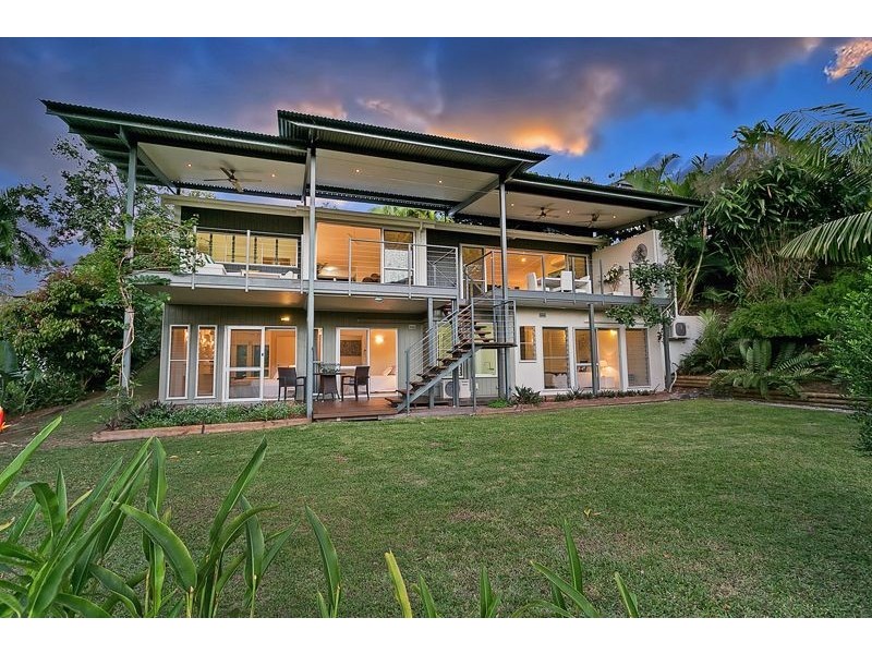 30 View Street, Brinsmead QLD 4870