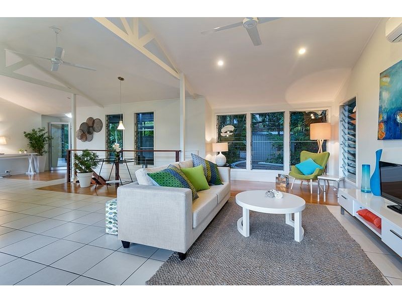 30 View Street, Brinsmead QLD 4870