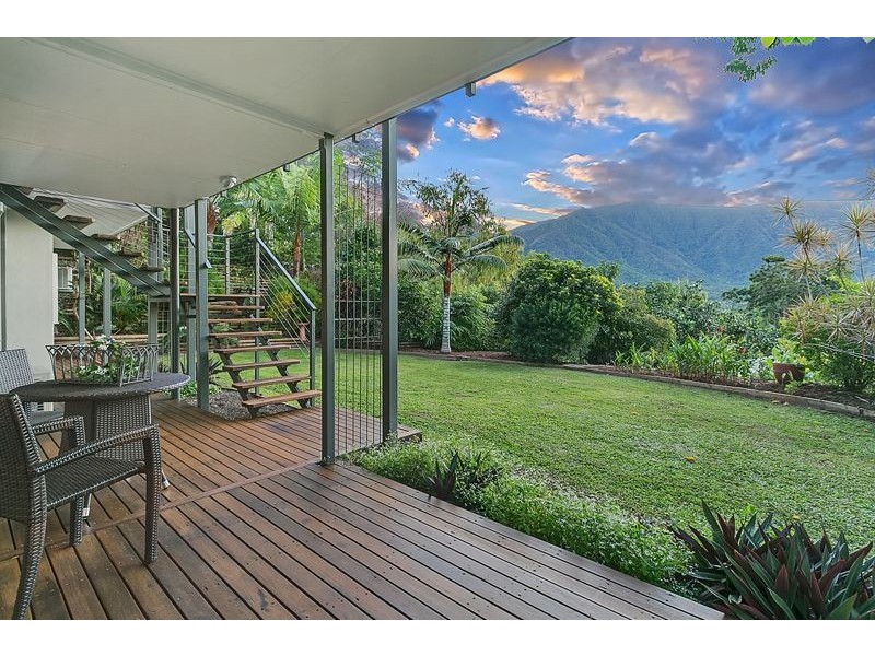 30 View Street, Brinsmead QLD 4870