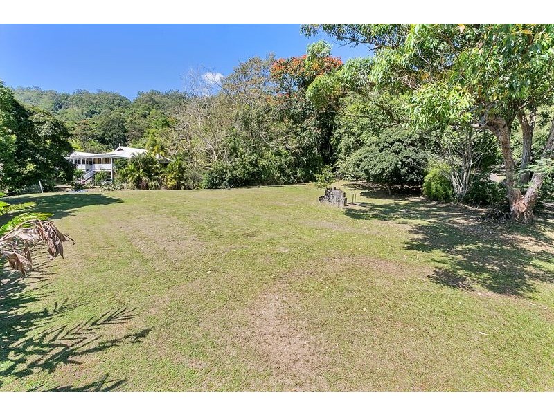 3 Stratford Chase, Stratford QLD 4870