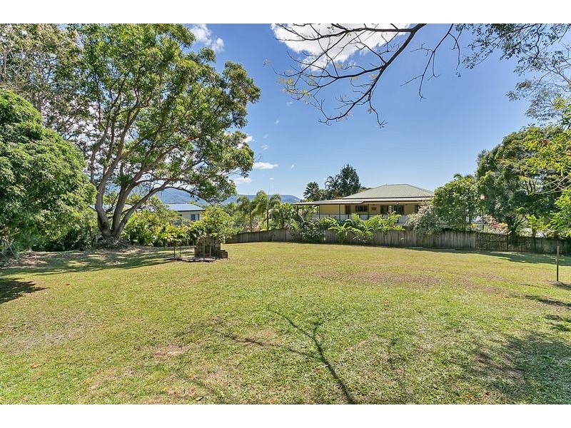 3 Stratford Chase, Stratford QLD 4870
