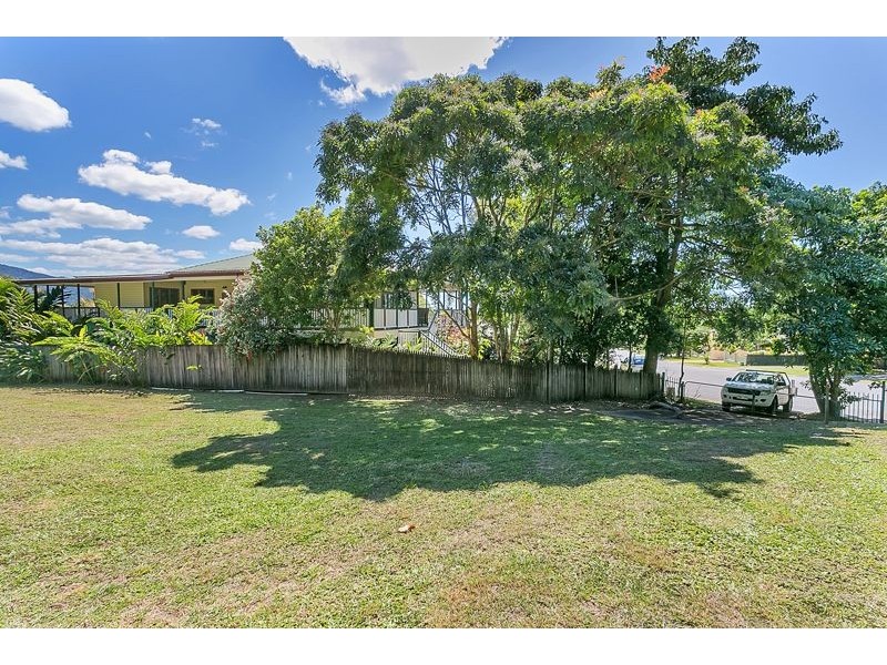 3 Stratford Chase, Stratford QLD 4870
