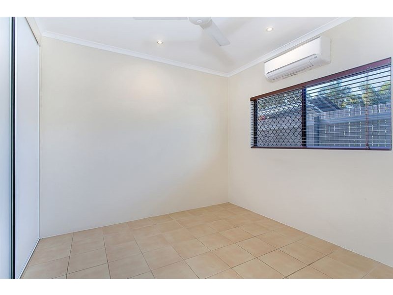 6 Scarborough Close, Kewarra Beach QLD 4879