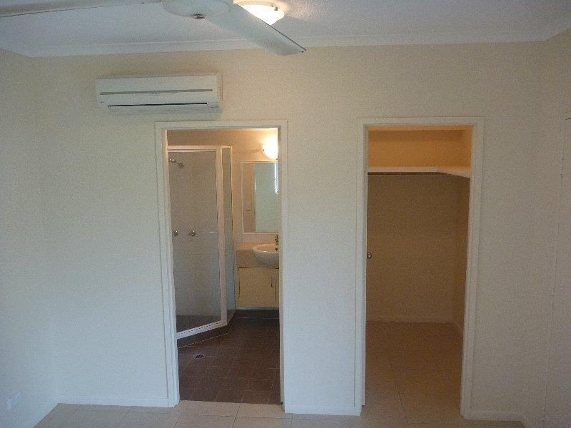 111/11-15 Charlekata Close, Freshwater QLD 4870