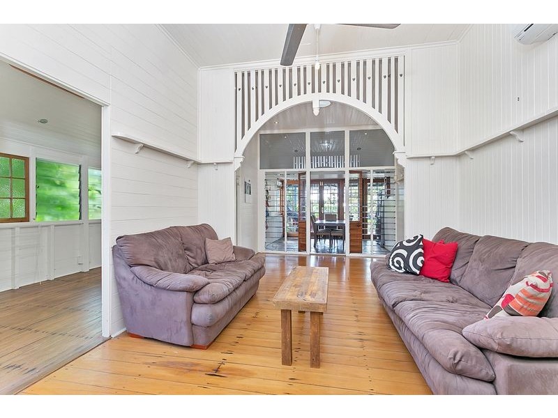 98 Cairns Street, Cairns North QLD 4870