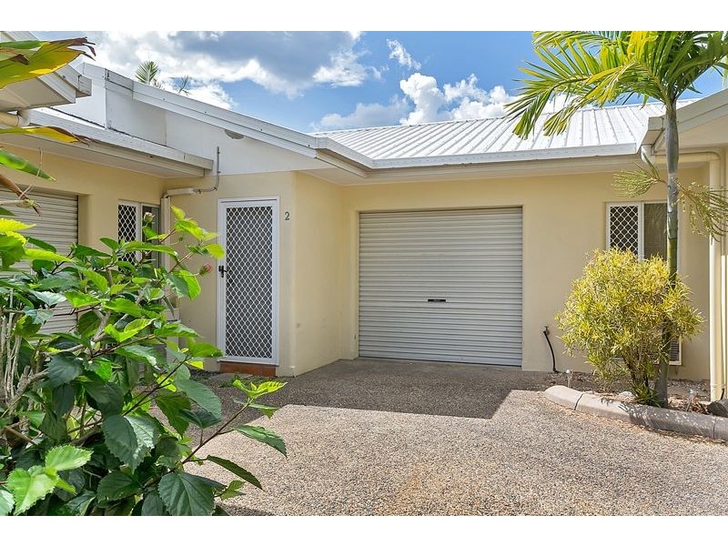 2/12 Ingham Court, Mooroobool QLD 4870