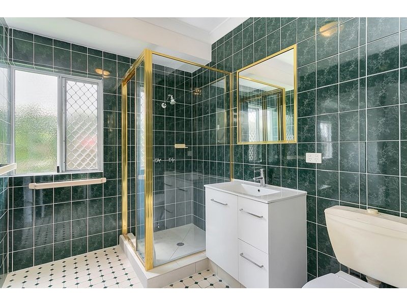 2/12 Ingham Court, Mooroobool QLD 4870