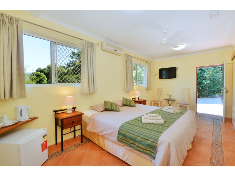 40 Hutchinson Street, Edge Hill QLD 4870