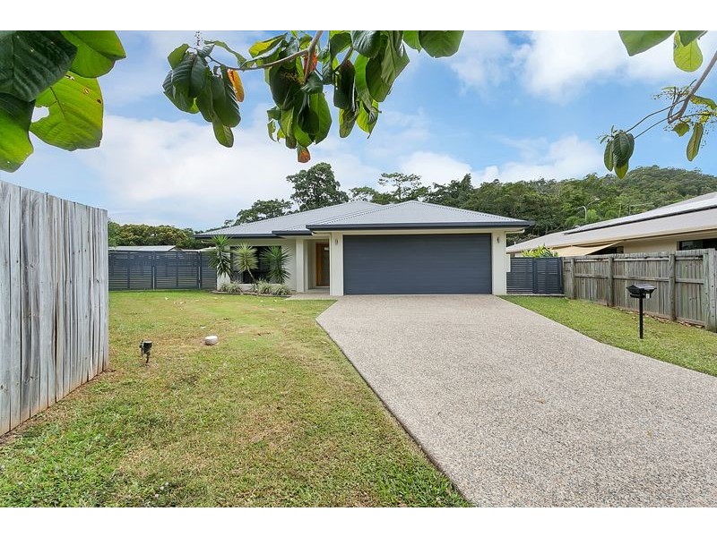 5 Angel Close, Kanimbla QLD 4870