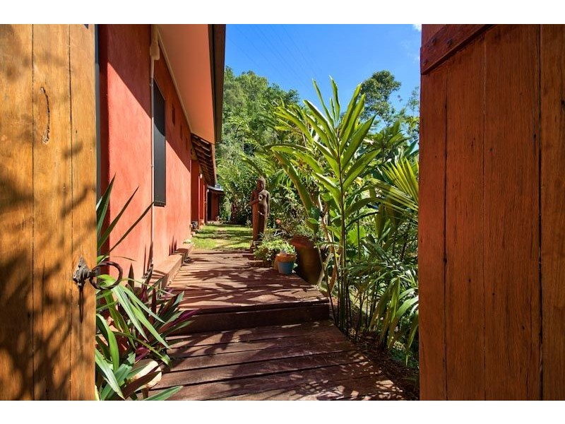 20 Lake Morris Road, Kanimbla QLD 4870