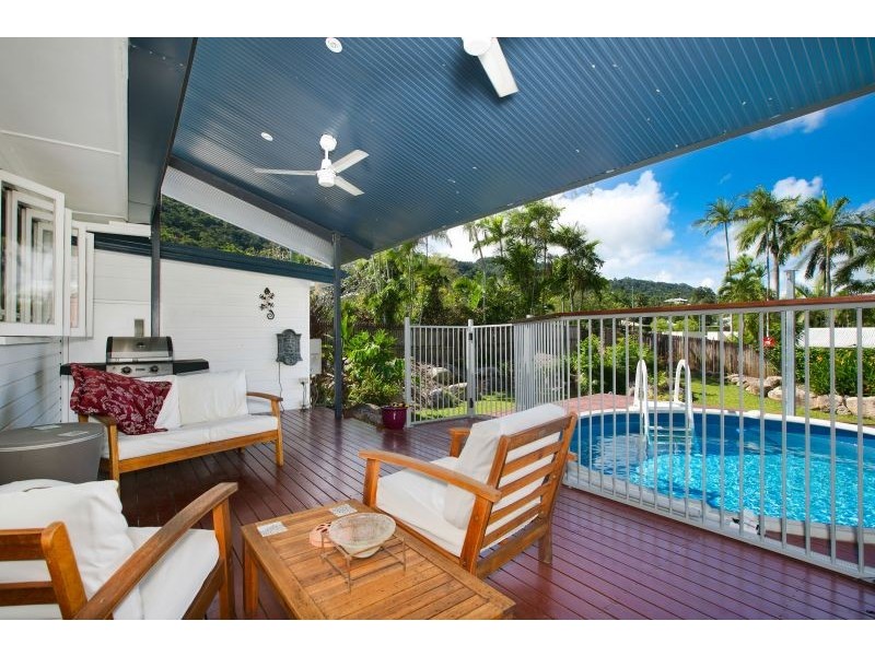 26 Bradford Street, Whitfield QLD 4870