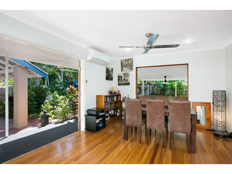 26 Bradford Street, Whitfield QLD 4870