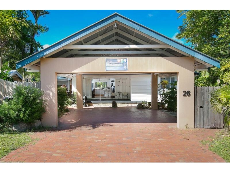 26 Bradford Street, Whitfield QLD 4870