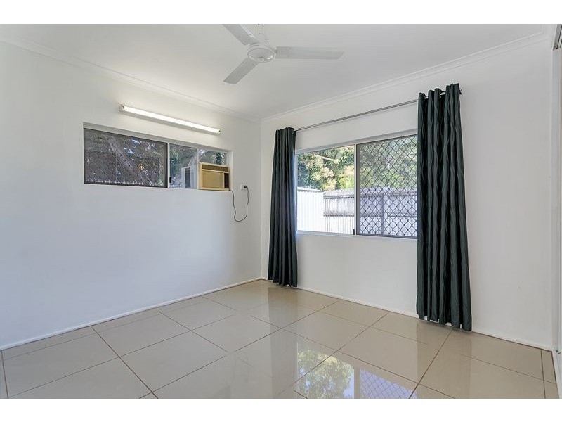 30 Dodd Court, Mooroobool QLD 4870