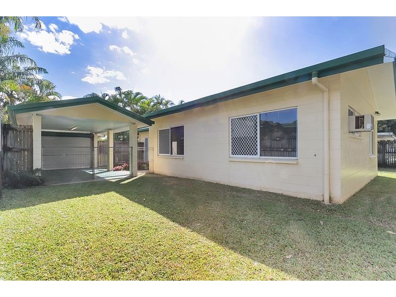 30 Dodd Court, Mooroobool QLD 4870