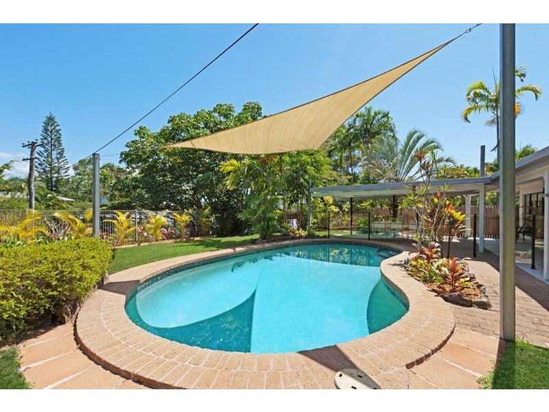 35 Moresby Street, Trinity Beach QLD 4879