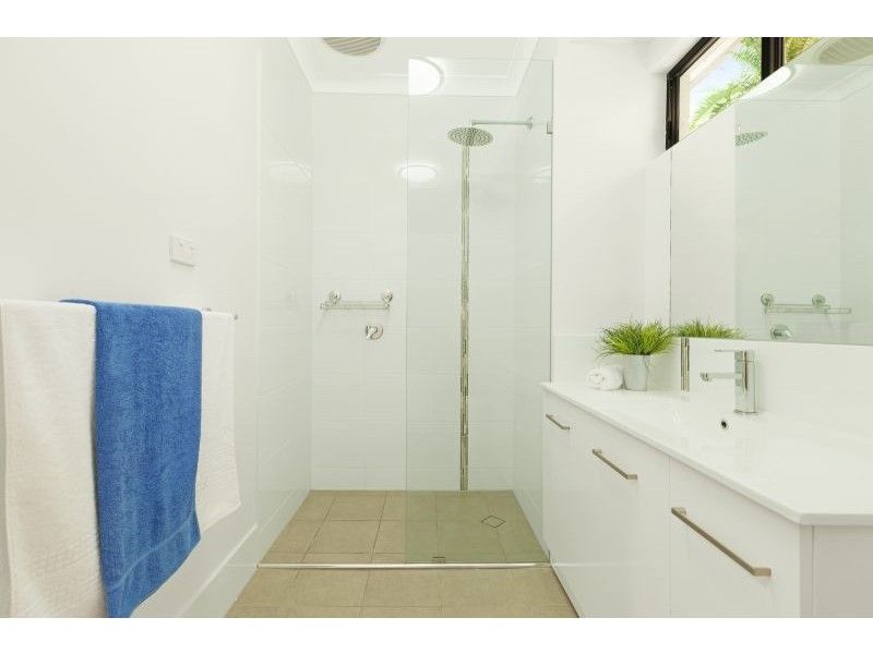 35 Moresby Street, Trinity Beach QLD 4879