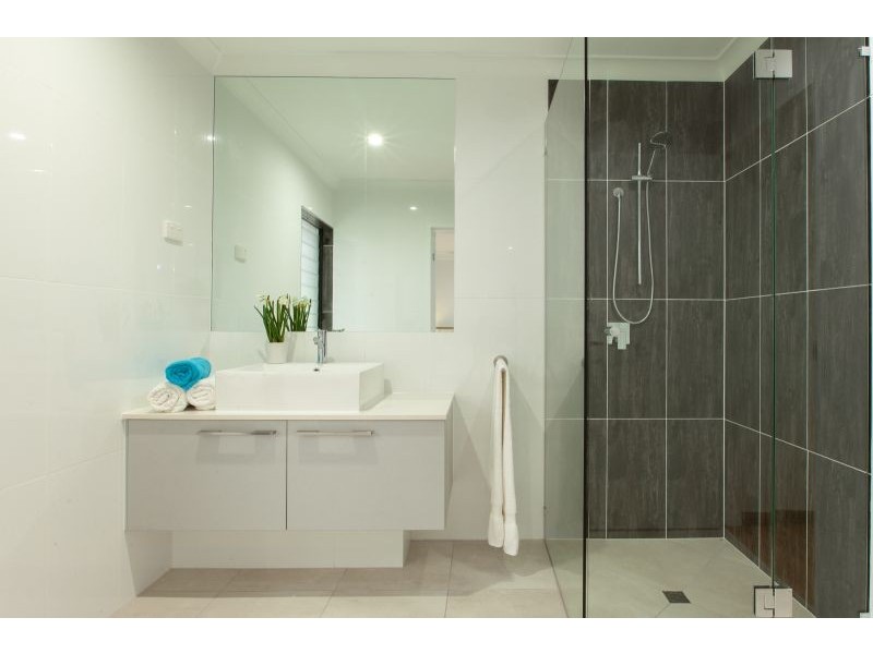 35 Moresby Street, Trinity Beach QLD 4879