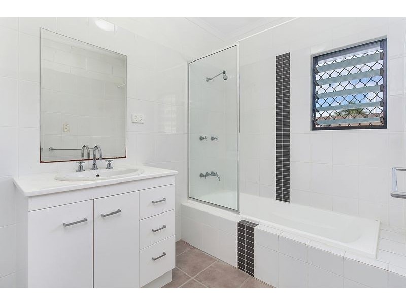 53 Mazlin Street, Edge Hill QLD 4870