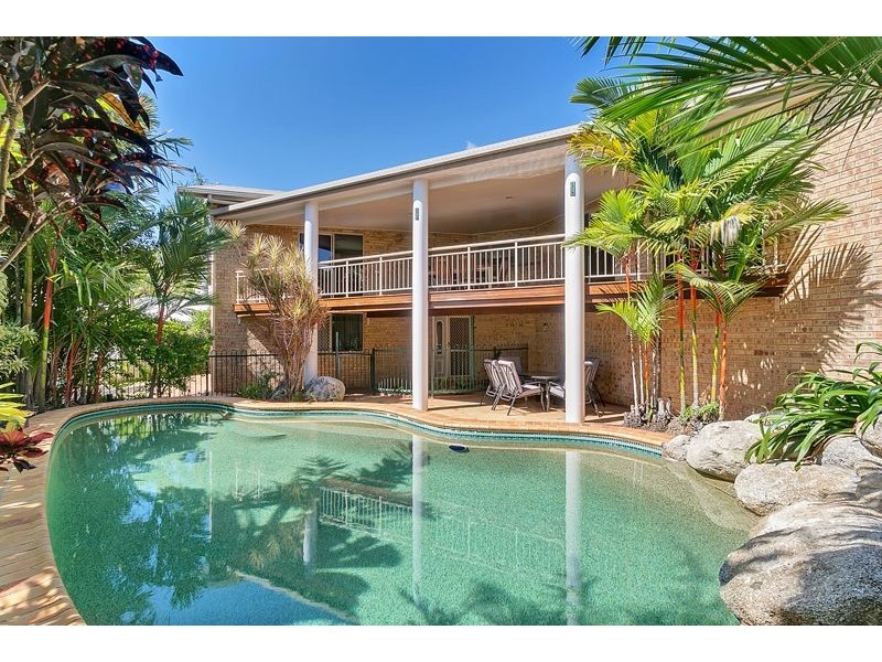 5 Wren Court, Bayview Heights QLD 4868