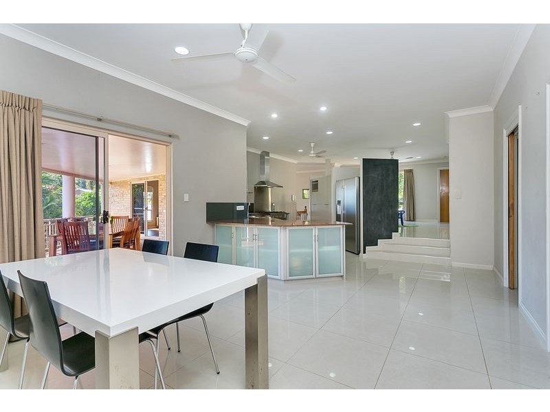 5 Wren Court, Bayview Heights QLD 4868