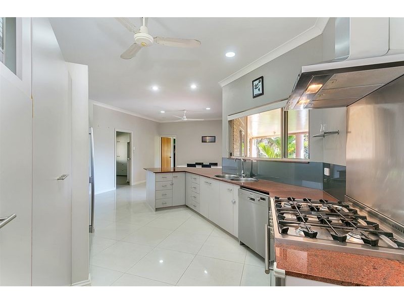 5 Wren Court, Bayview Heights QLD 4868