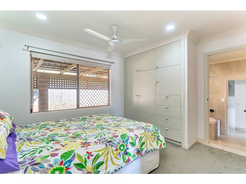 5 Wren Court, Bayview Heights QLD 4868