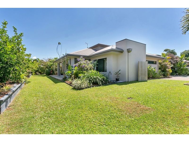 1/64-66 Harbour Drive, Trinity Park QLD 4879