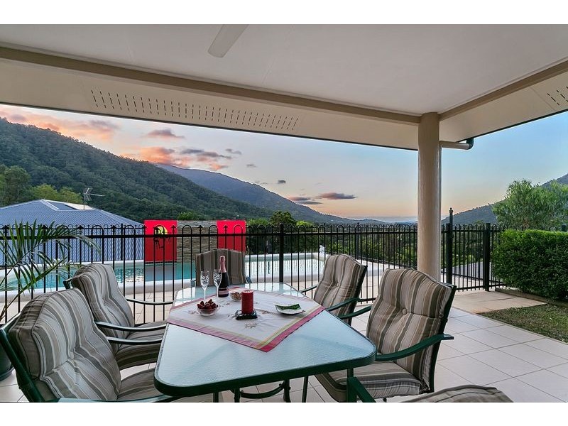 3 McColl Close, Redlynch QLD 4870