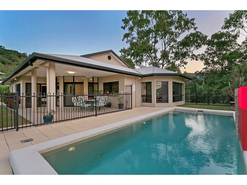 3 McColl Close, Redlynch QLD 4870