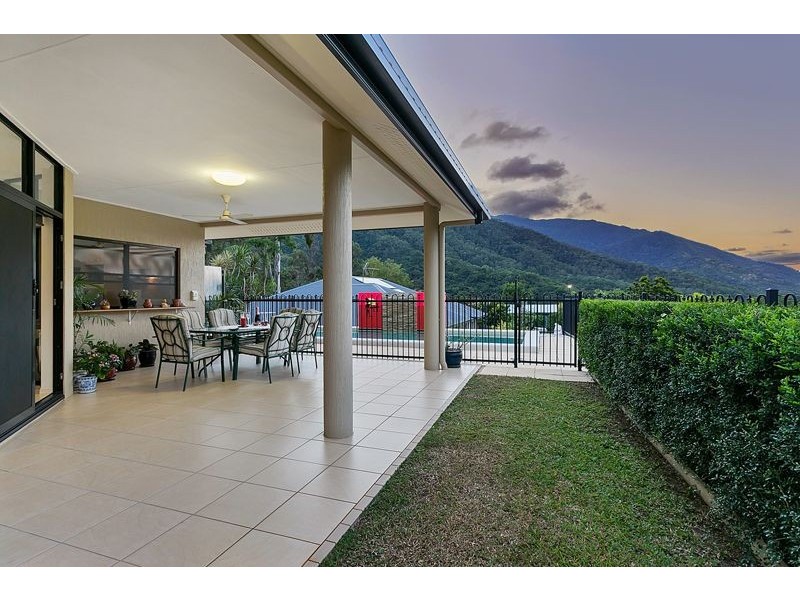 3 McColl Close, Redlynch QLD 4870
