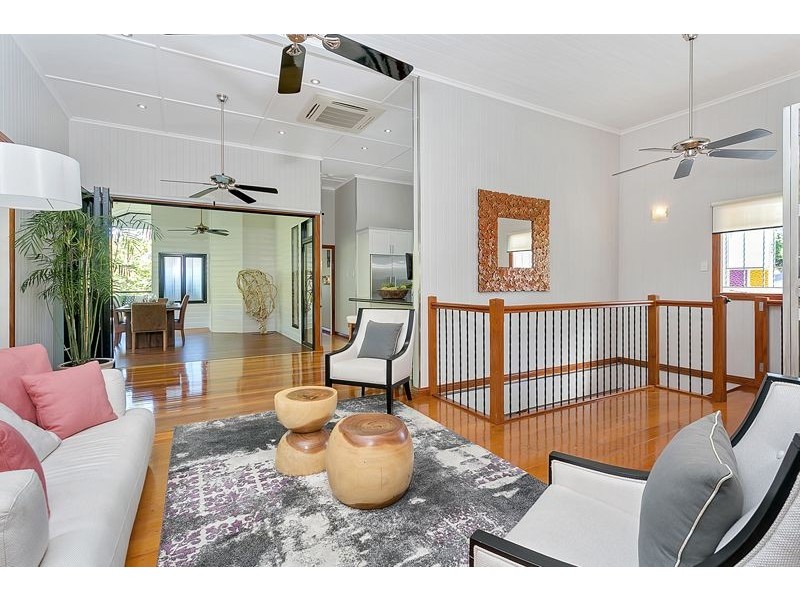 24 Mason Street, Stratford QLD 4870