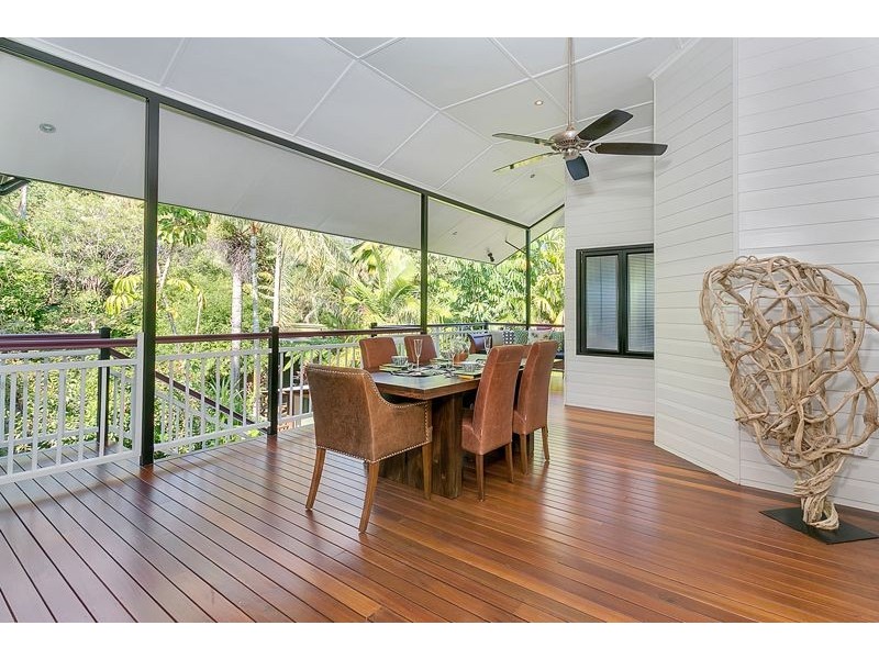 24 Mason Street, Stratford QLD 4870