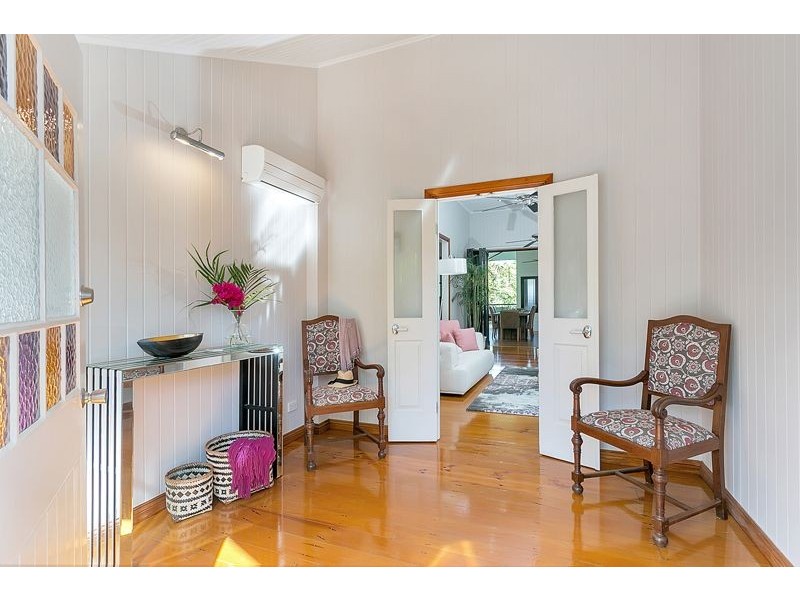 24 Mason Street, Stratford QLD 4870