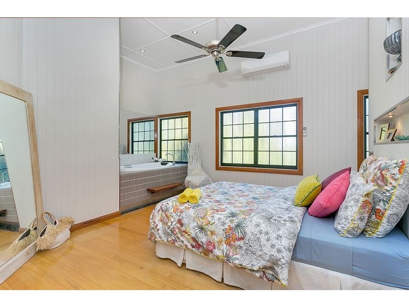 24 Mason Street, Stratford QLD 4870