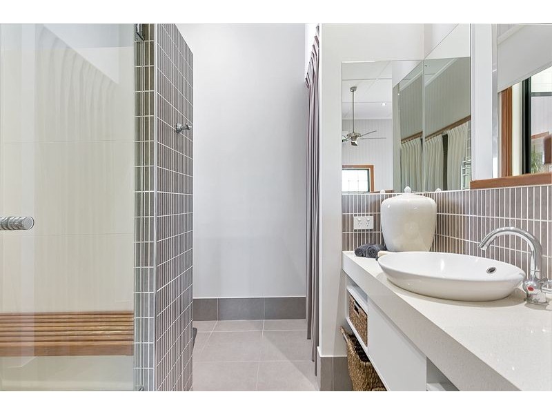 24 Mason Street, Stratford QLD 4870