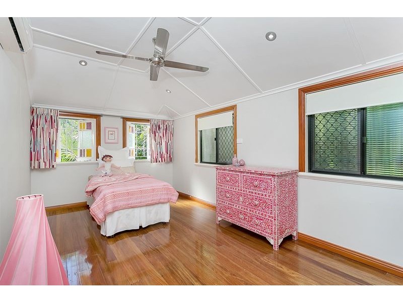 24 Mason Street, Stratford QLD 4870