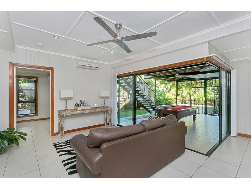 24 Mason Street, Stratford QLD 4870