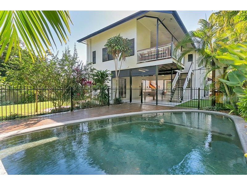 24 Mason Street, Stratford QLD 4870