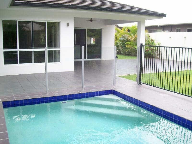 11 Gamburra Drive, Redlynch QLD 4870